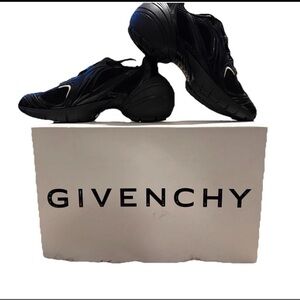Givenchy Black men’s US 8 EU 41